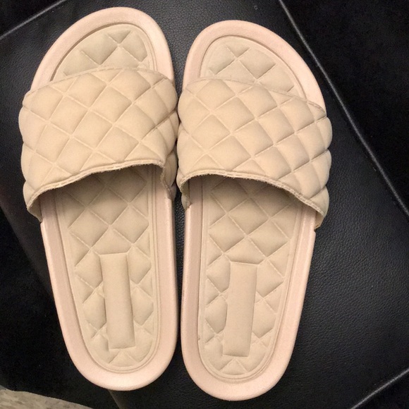 Cute sandals 🩴☺️ - Picture 8 of 9